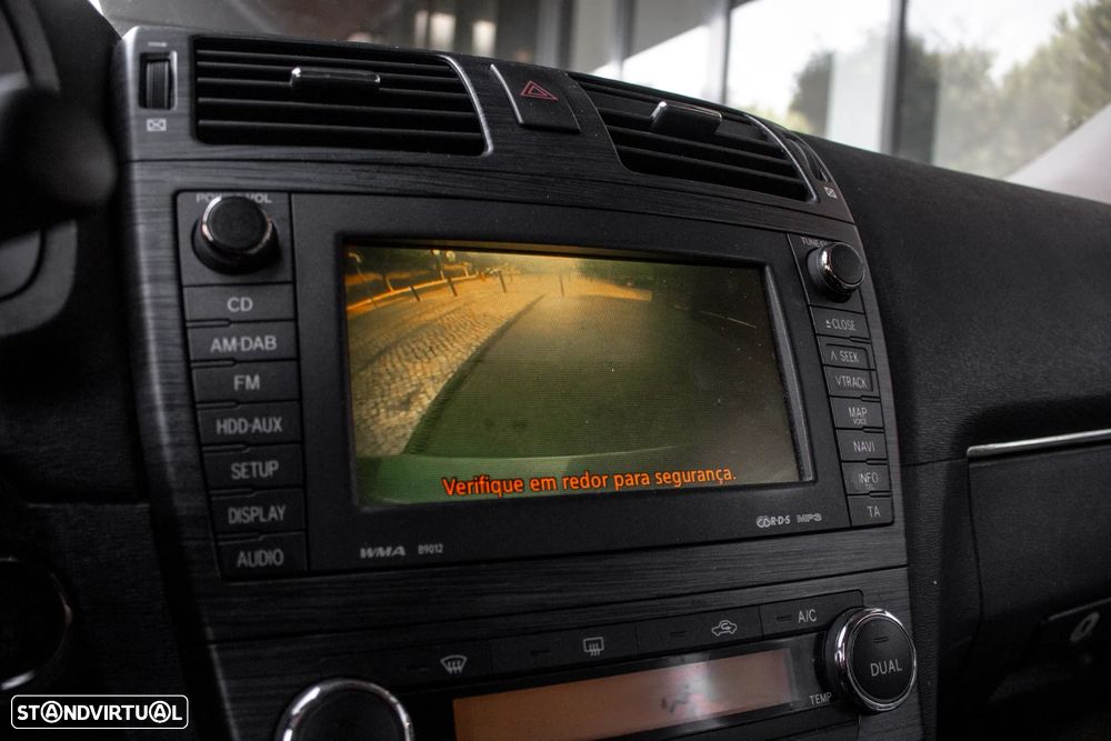 Toyota Avensis SW 2.2 D-CAT Premium - 44