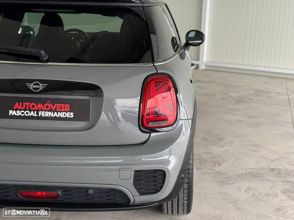 MINI 3 Portas Cooper D Aut. - 30
