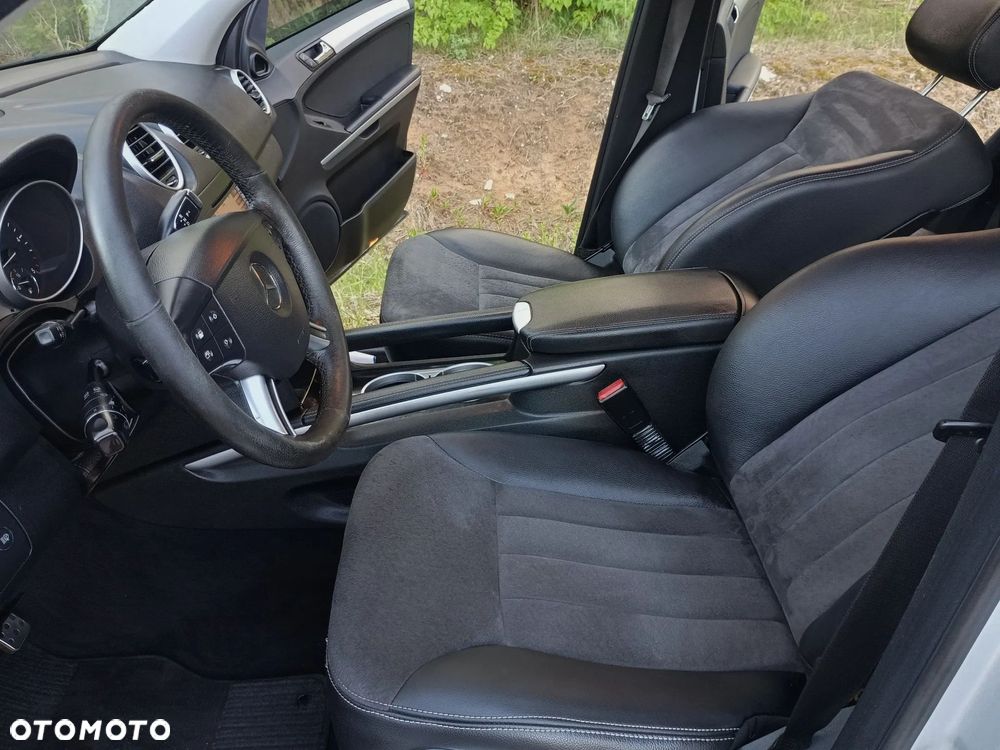 Mercedes-Benz ML 320 CDI 4-Matic - 22