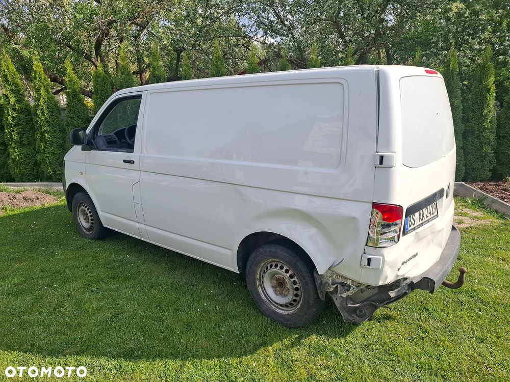 Volkswagen Transporter - 2