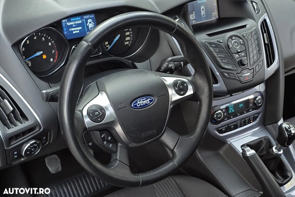 Ford Focus 1.0 EcoBoost Start Stop Titanium - 22
