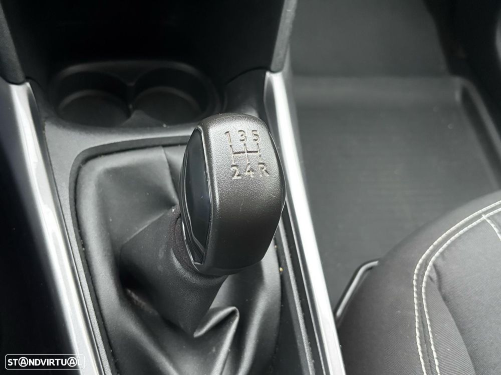 Peugeot 2008 1.2 PureTech Style - 18