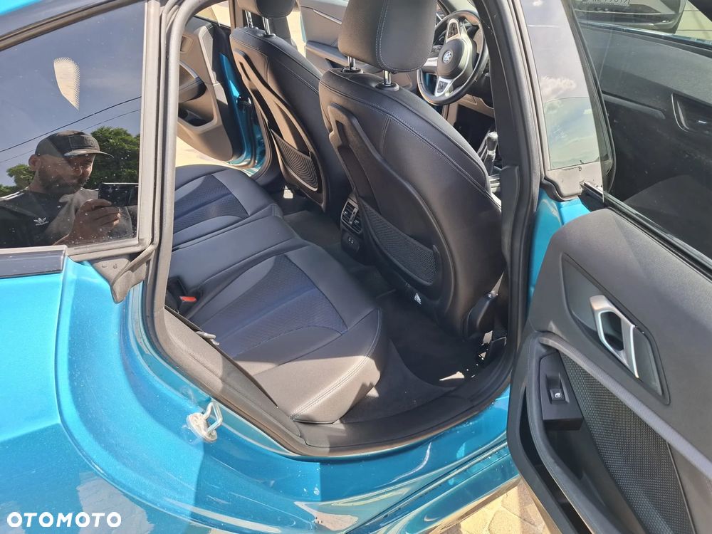 BMW Seria 2 218i Edition Colorvision - 14