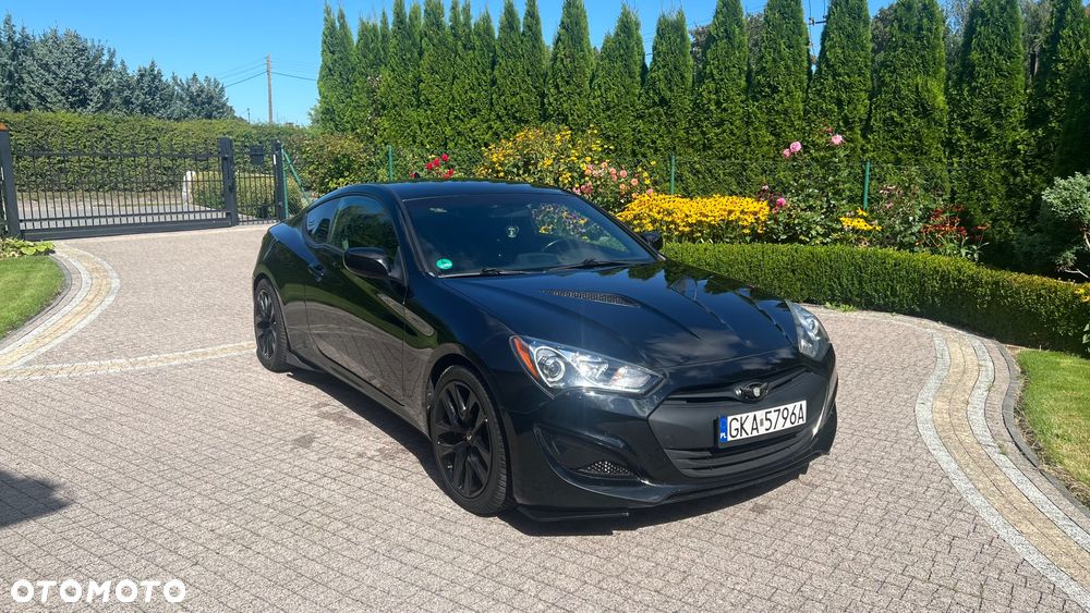 Hyundai Genesis Coupe - 1