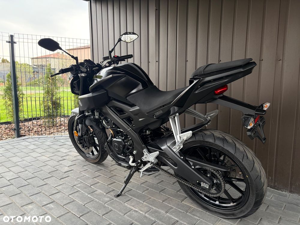 Yamaha MT - 30