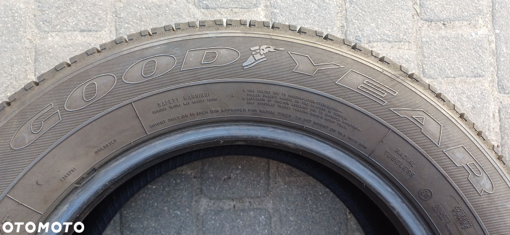 GOODYEAR 215/65R16C 109/107T , pojedyńcza opona wielosezonowa. - 5