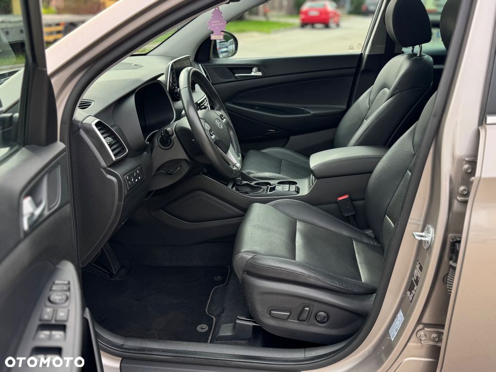 Hyundai Tucson blue 1.6 CRDi 2WD DCT Premium - 10