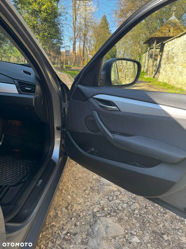 BMW X1 sDrive18i - 15