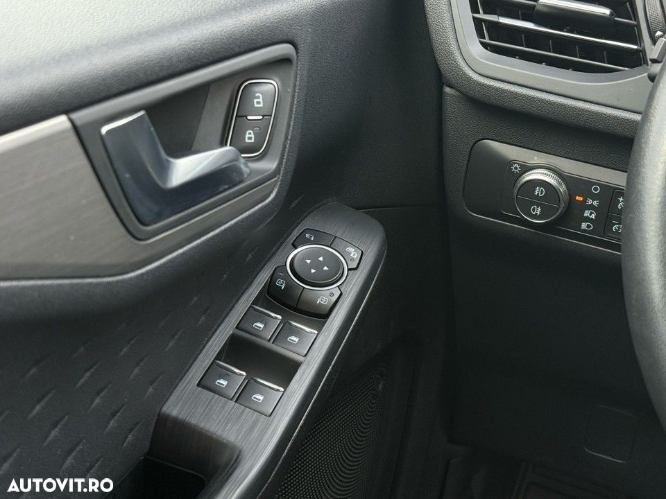 Ford Kuga 2.0 EcoBlue 4x4 Aut. TITANIUM - 22