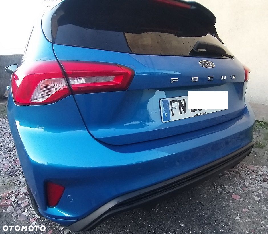 Ford Focus 1.0 EcoBoost Start-Stopp-System ST-LINE STYLE - 17