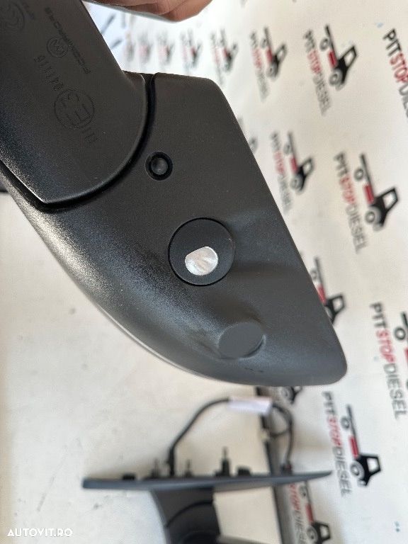 Oglinzi oglinda dreapta MASERATI LEVANTE 2016 2017 2018 2019 2020 670149130 gri 9 pini 8 pini 2 pini - 3