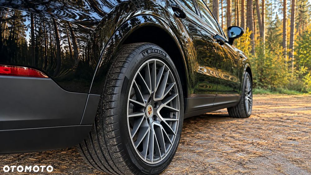 Porsche Cayenne - 12