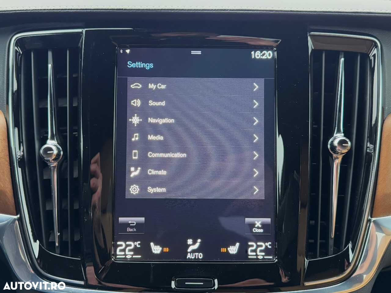 Volvo S90 D4 Inscription - 33