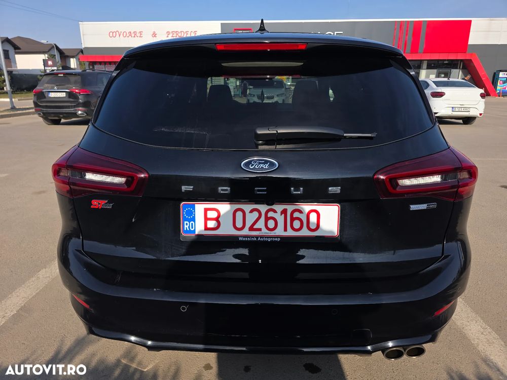 Ford Focus 1.0 EcoBoost Hybrid ST-LINE X - 9
