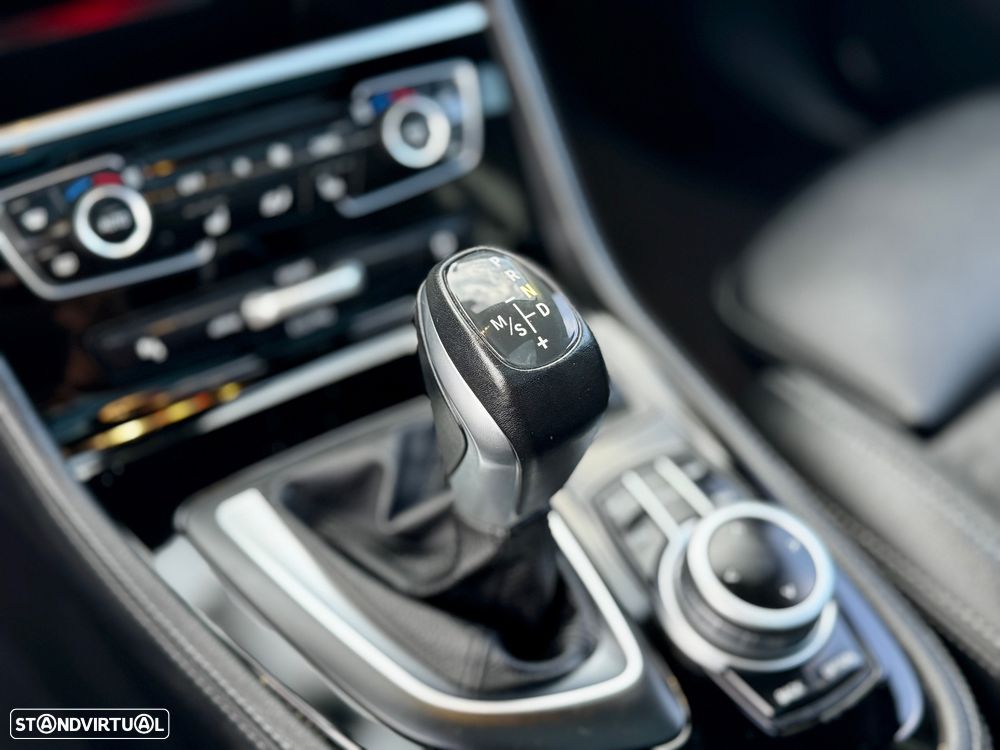 BMW 225xe Active Tourer iPerformance Sport Line - 20