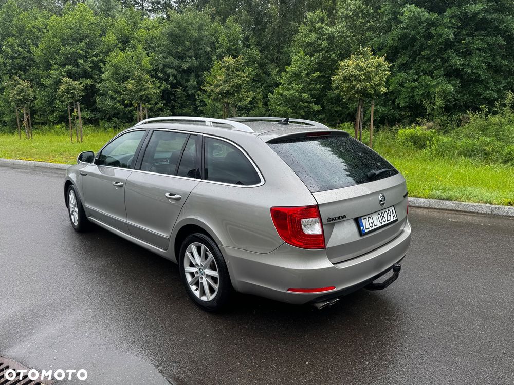 Skoda Superb 2.0 TDI Green tec DSG L&K - 4