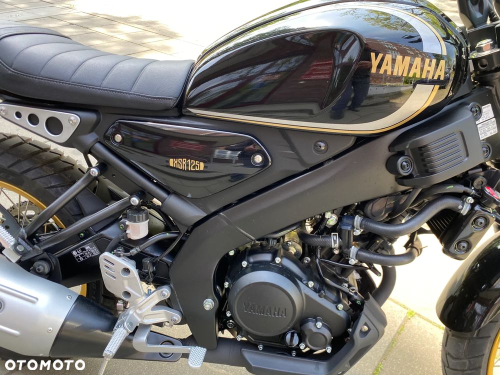 Yamaha XSR - 6
