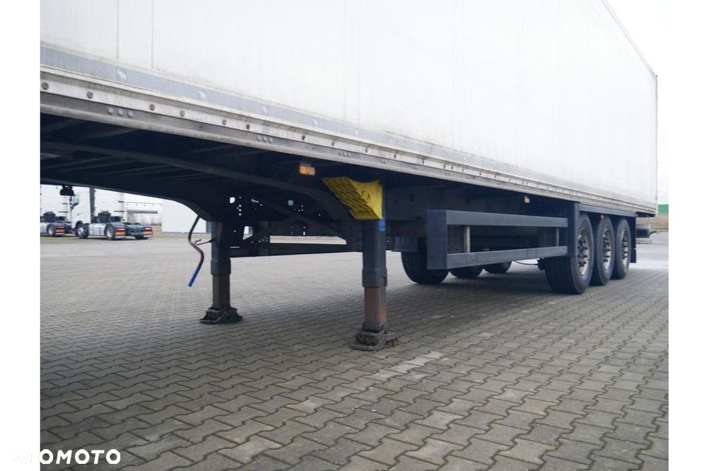 Schmitz Cargobull Trailer Van Light Insulated Double deck Straight - 17