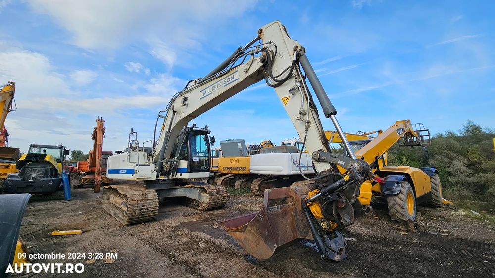 Liebherr R 924 Excavator pe senile - 18