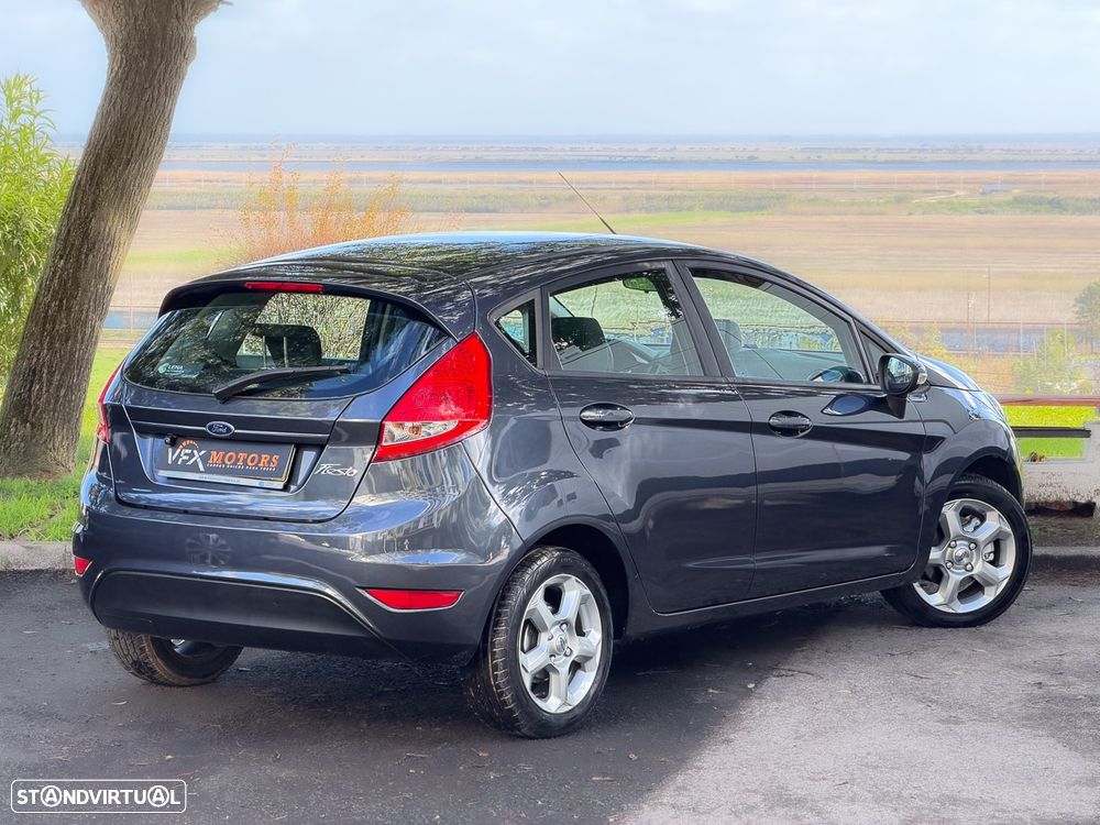 Ford Fiesta 1.25 Techno - 3