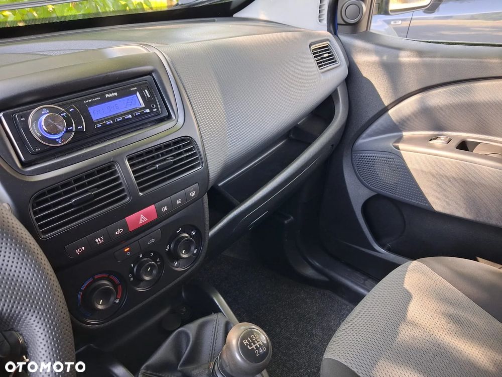 Fiat Doblo 1.6 16V Multijet Start&Stopp Emotion Family - 12