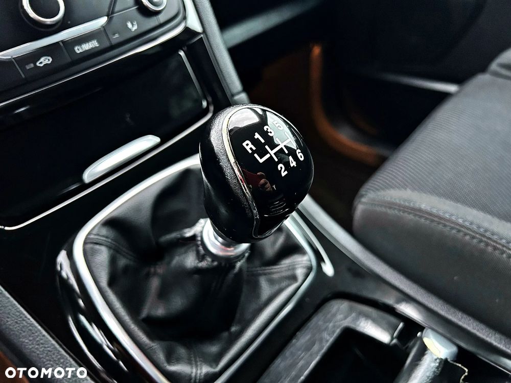 Ford S-Max 2.0 TDCi DPF Titanium - 35