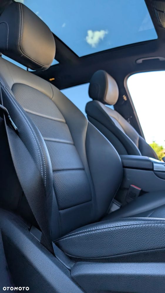 Mercedes-Benz GLC 300 4Matic 9G-TRONIC - 12