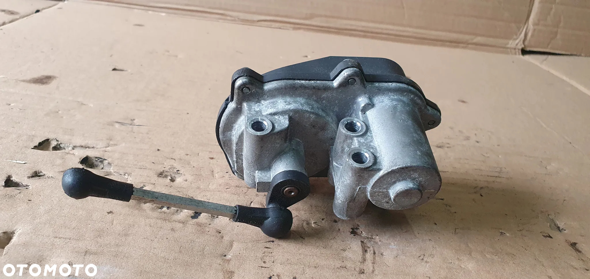 Nastawnik klap kolektora Audi A4 B7 2.0 TFSI 06F133482 - 4