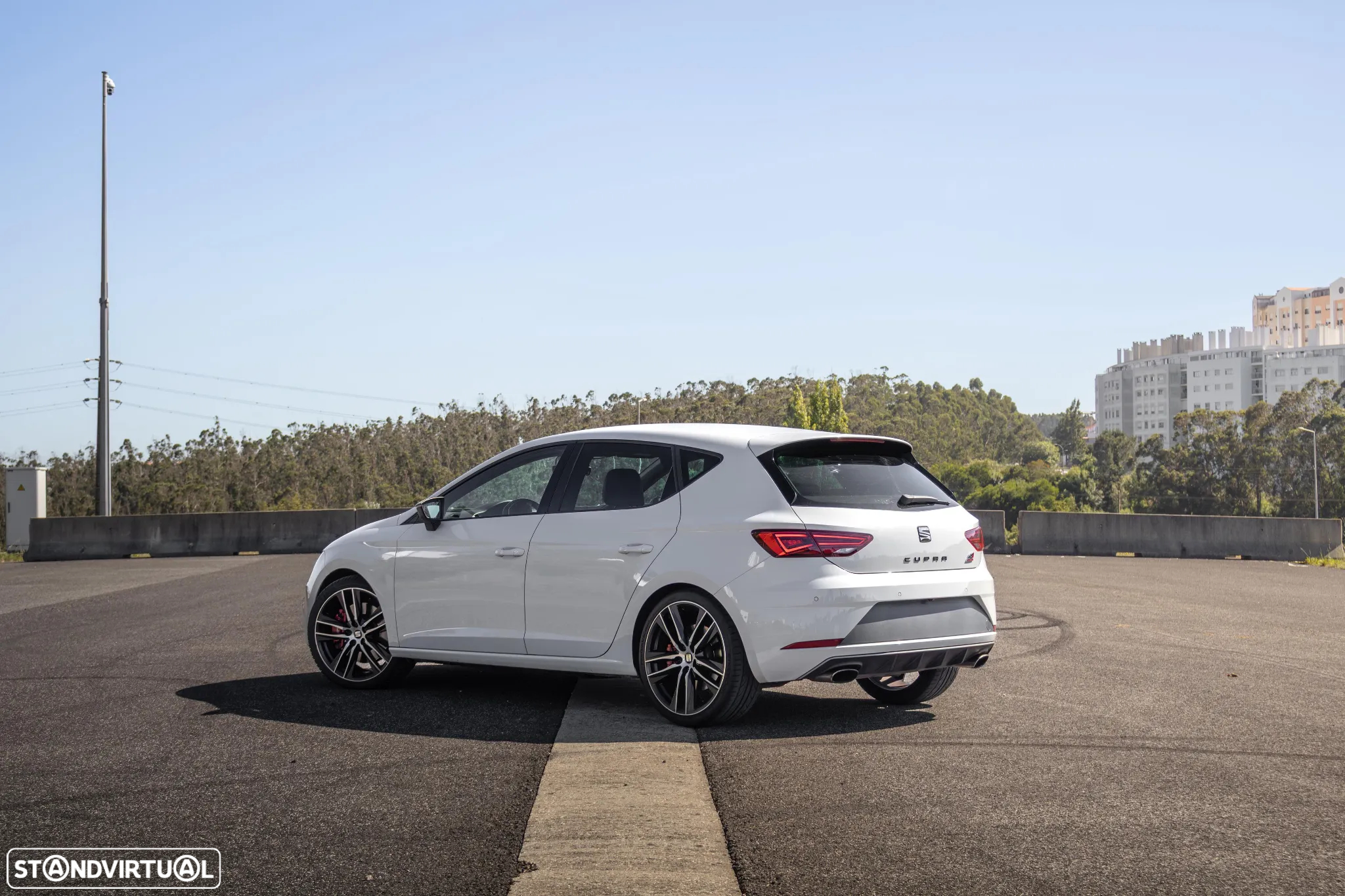 SEAT Leon 2.0 TSI S&S DSG Cupra 300 - 8