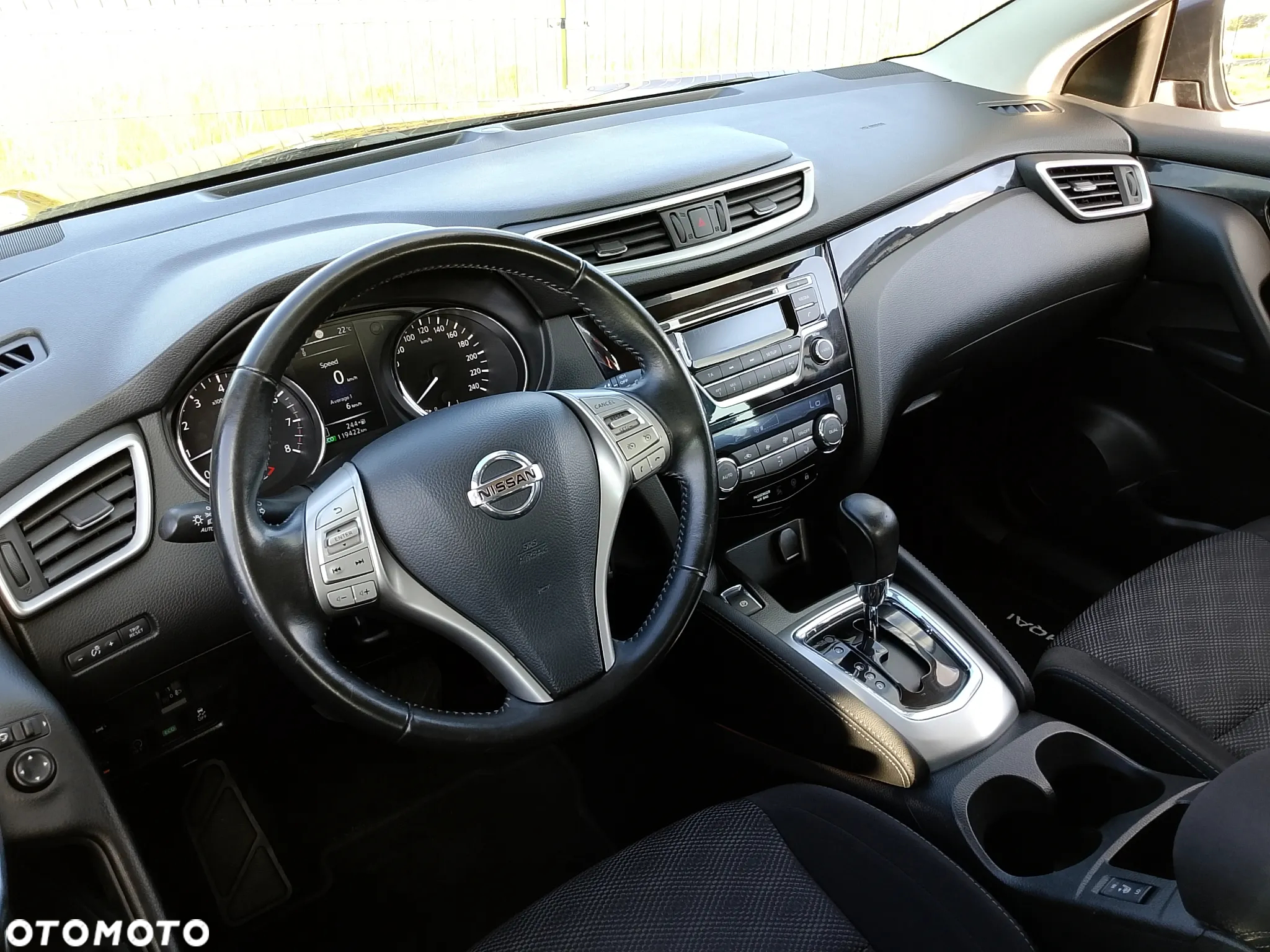 Nissan Qashqai 1.2 DIG-T Visia Xtronic EU6 - 16