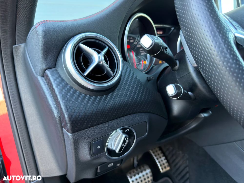Mercedes-Benz A 220 d 7G-DCT AMG Line - 36