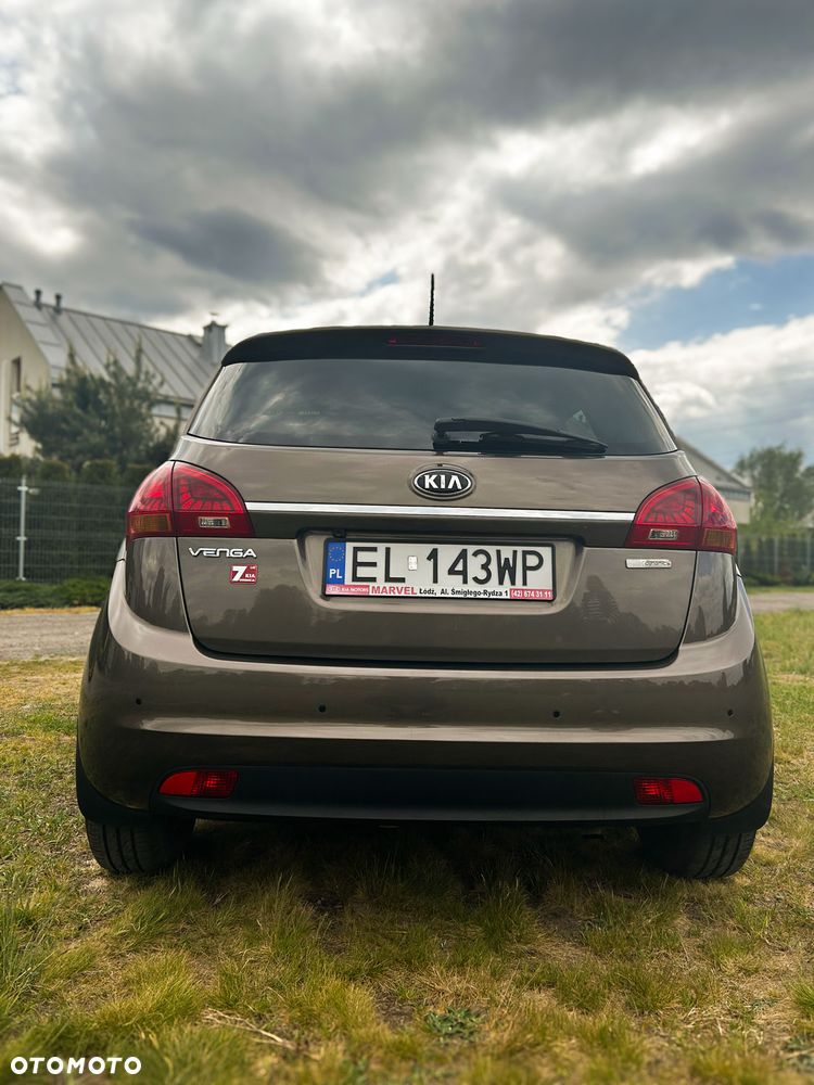 Kia Venga 1.4 Business Line - 4