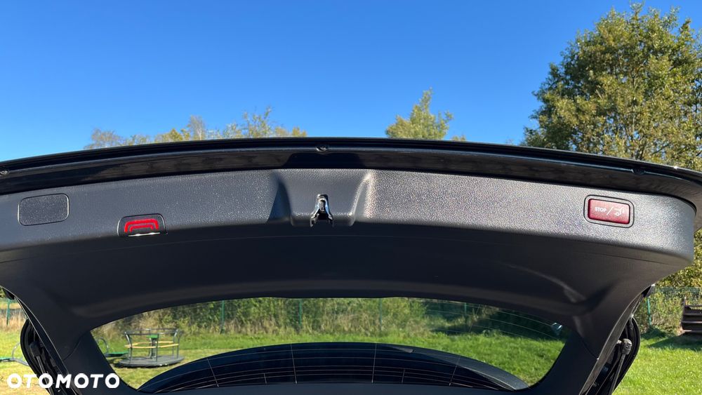 Mercedes-Benz Klasa C 220 d 9G-TRONIC AMG Line - 13