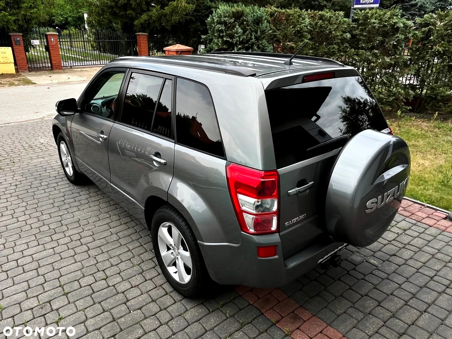 Suzuki Grand Vitara 1.9 DDiS Premium - 8