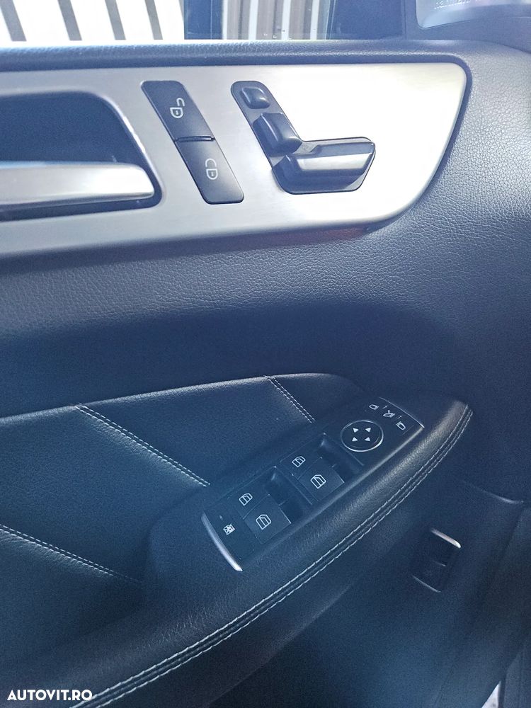 Mercedes-Benz GL 350 BlueTEC 4Matic 7G-TRONIC - 17
