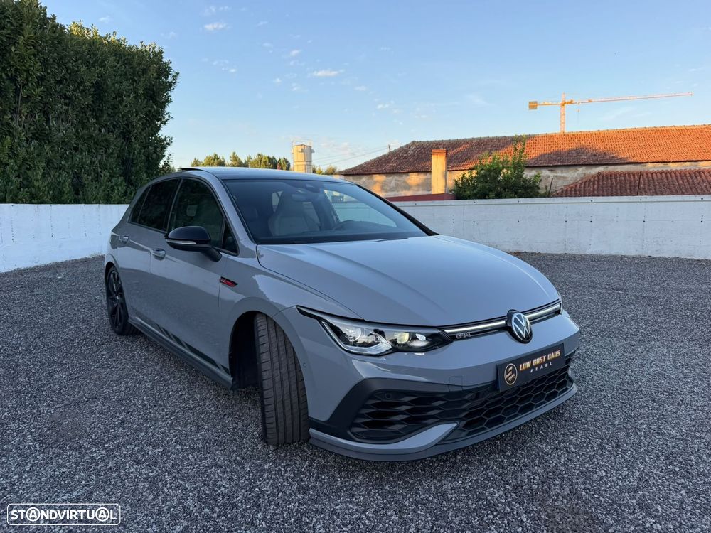 Volkswagen Golf 2024 photo 2