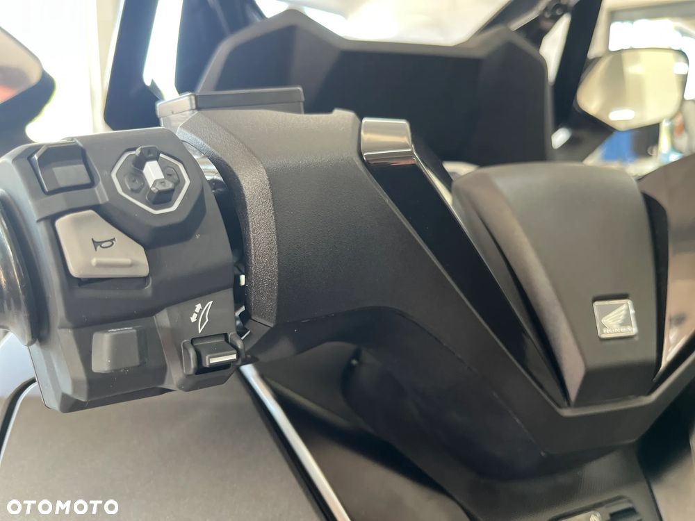 Honda NSS - 10
