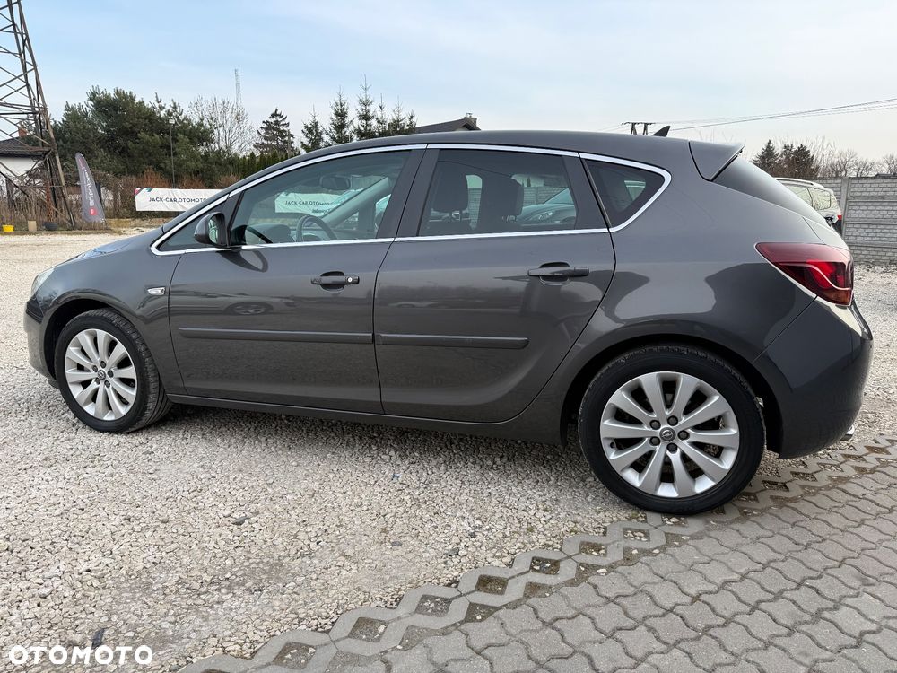 Opel Astra 1.4 T Cosmo - 21