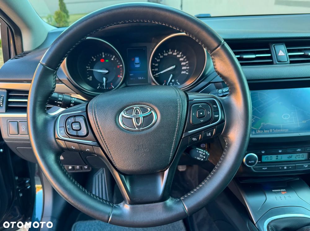 Toyota Avensis Touring Sports 1.6 D-4D Executive - 24