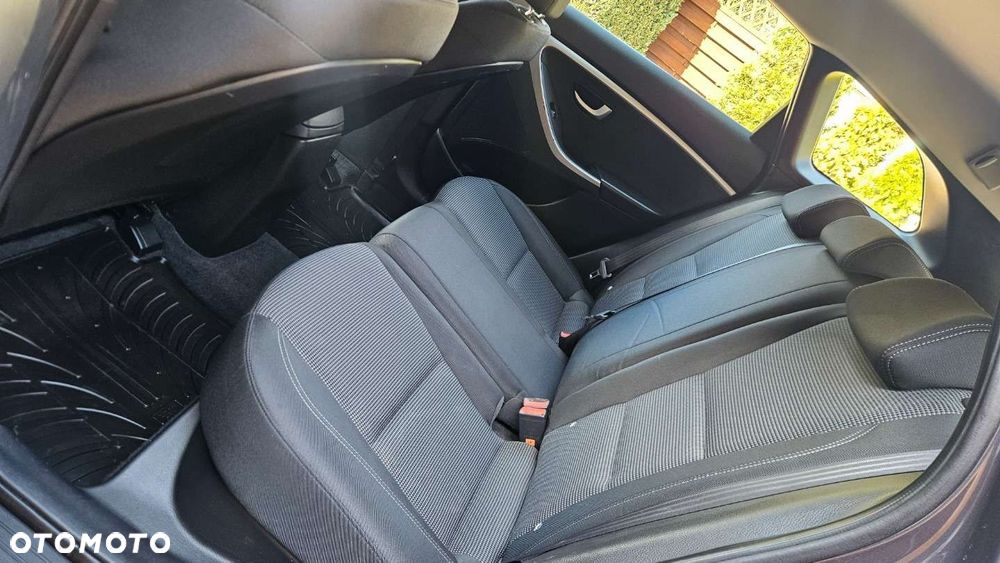 Hyundai i30 - 18