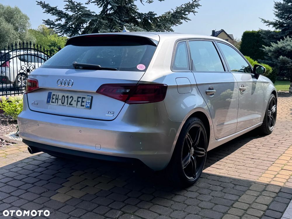 Audi A3 Sportback 1.6 TDI ultra Attraction - 6