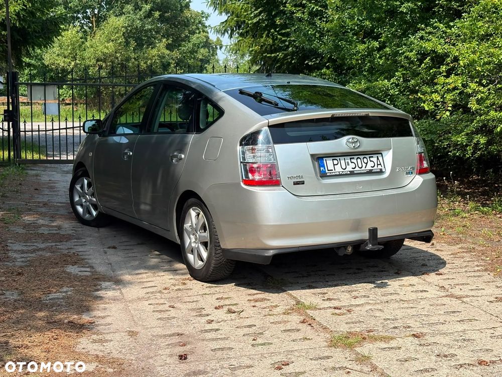 Toyota Prius - 6