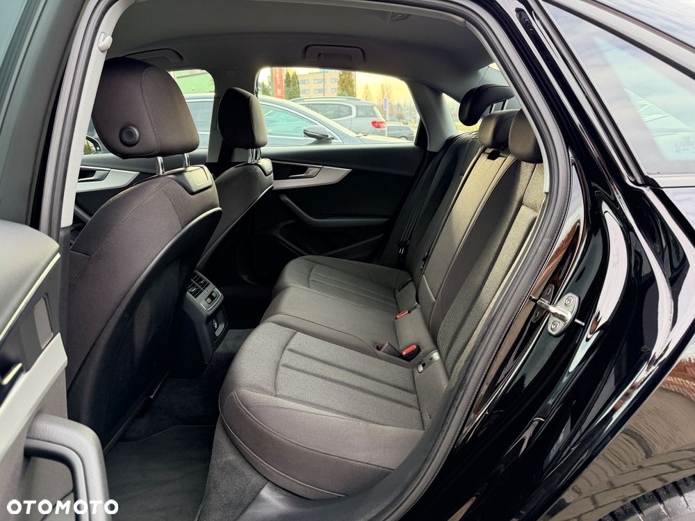 Audi A4 Limousine 35 TFSI S tronic - 18