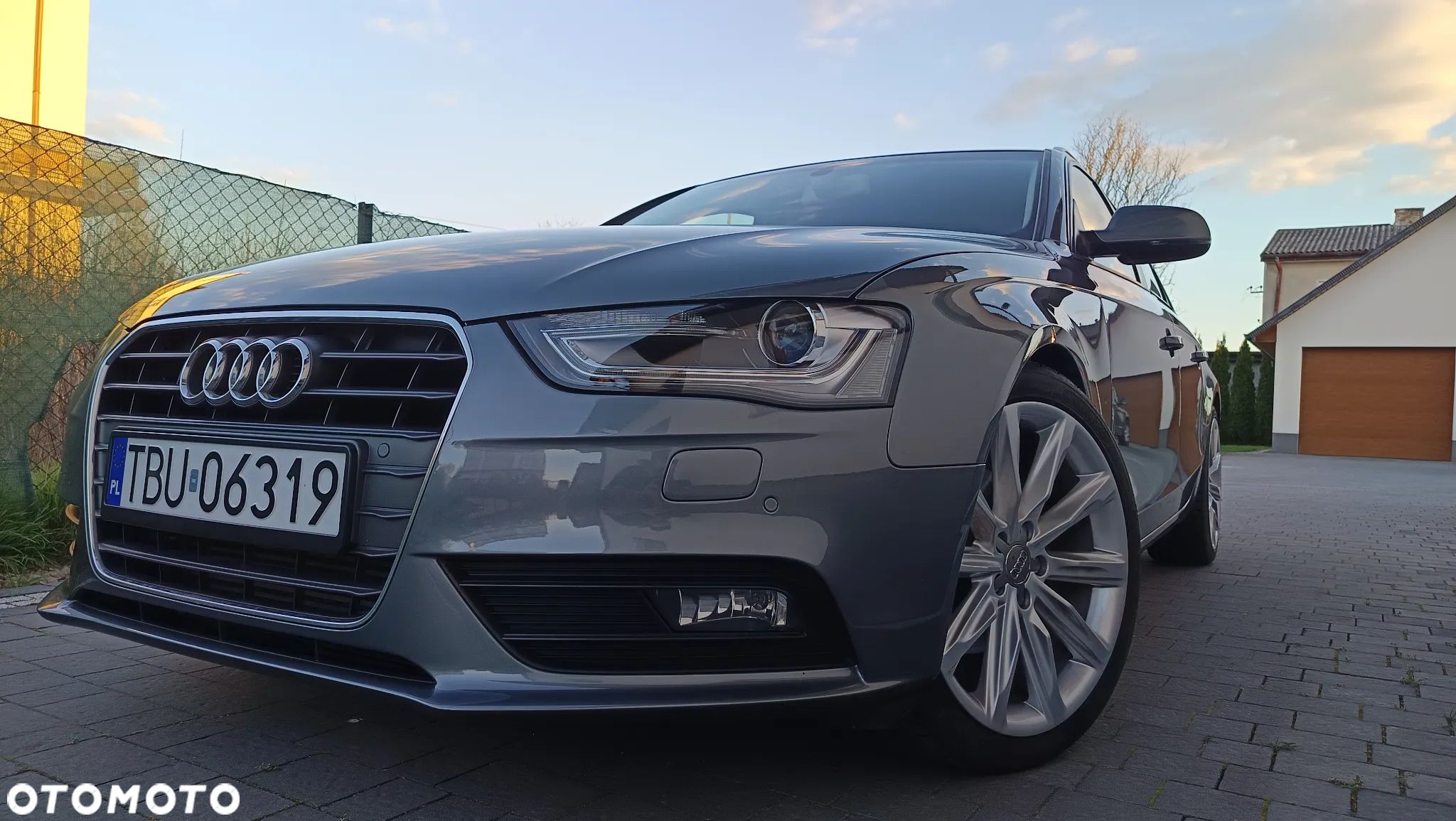 Audi A4 - 1