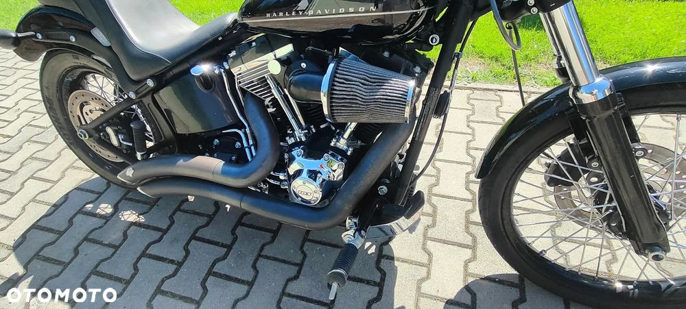 Harley-Davidson Softail Blackline - 3