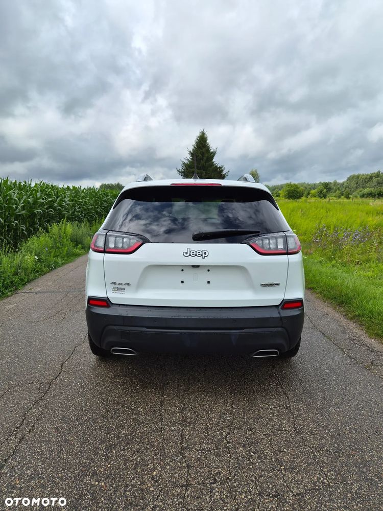 Jeep Cherokee - 5