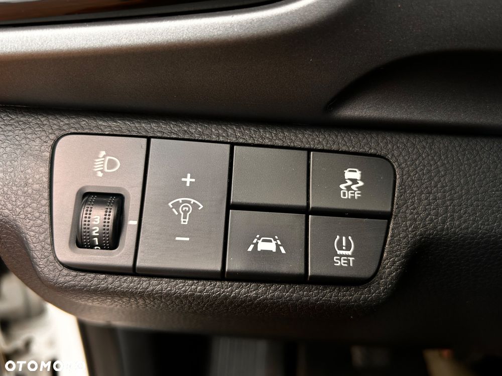 Kia Stonic - 29