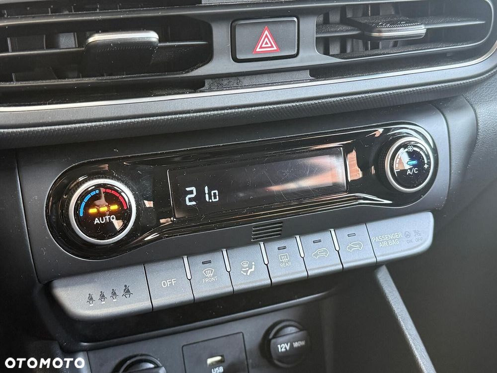 Hyundai Kona - 23