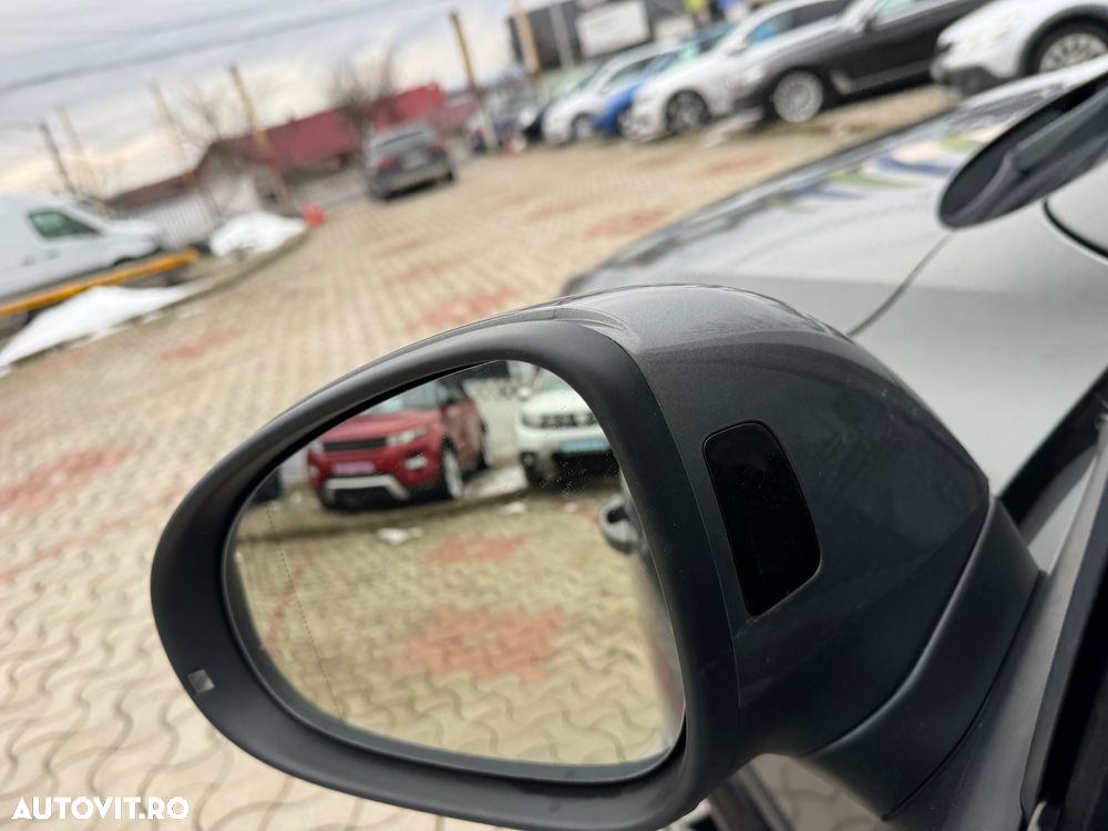 Volkswagen Touareg 3.0 V6 TDI SCR Blue Motion DPF Automatik Terrain Tech Executive Edition - 34