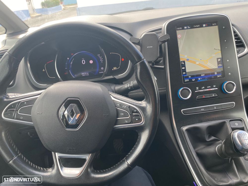 Renault Grand Scénic - 9
